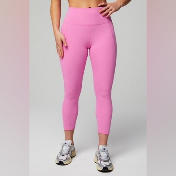 EUC Fabletics High Waisted Ultracool Cropped Leggings - Picture 11 of 11